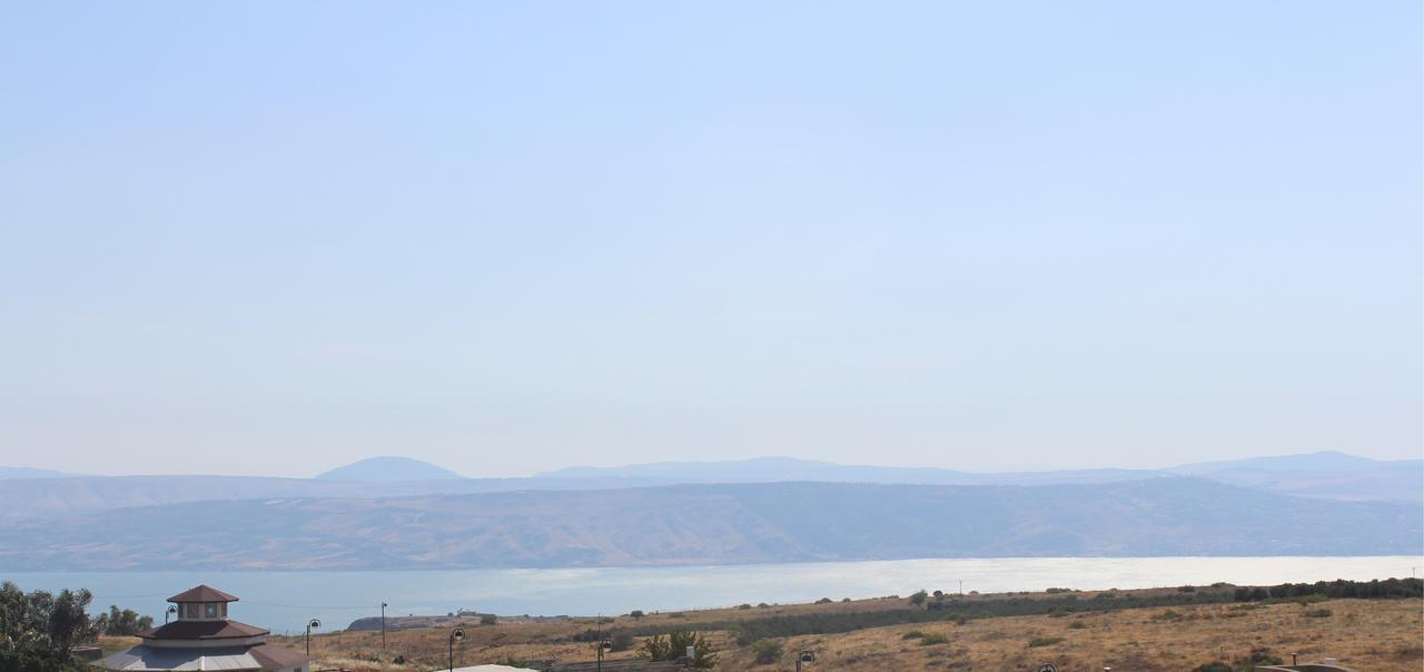 Lakeside Terrace Неот-Голан Экстерьер фото